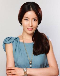 外国气质美女壁纸韩国气质女星李泰兰私房写真照