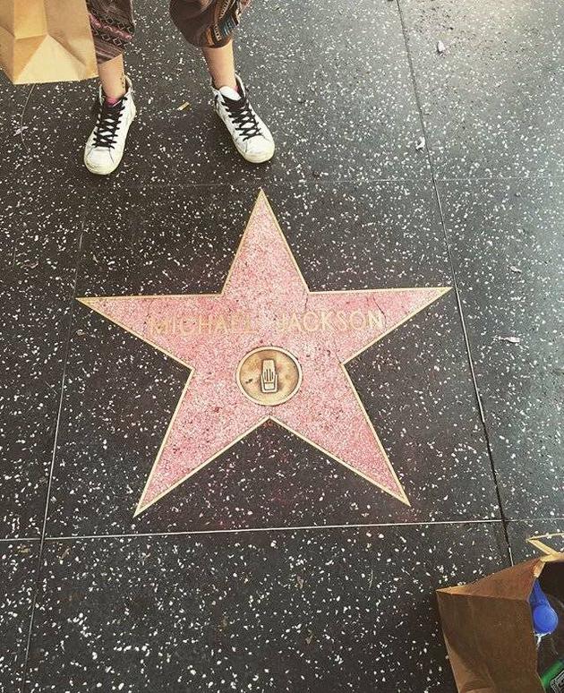 好莱坞星光大道MJ的标志星星